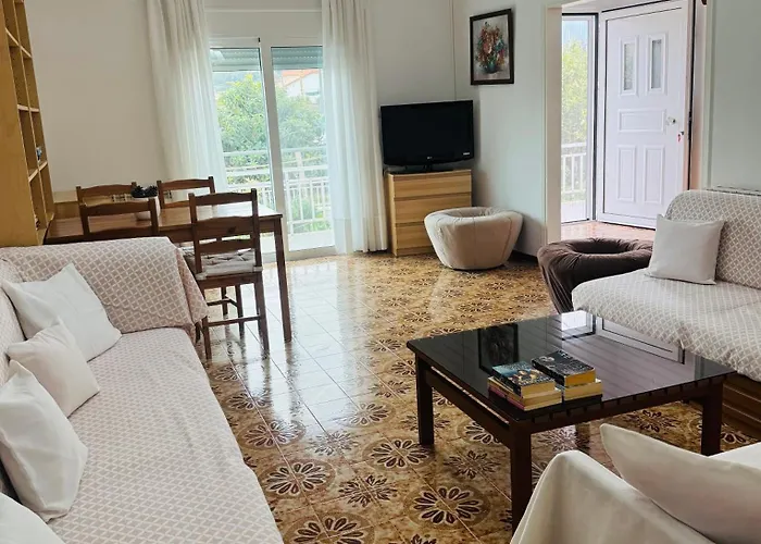 Дом отдыха Lemon Tree's House *