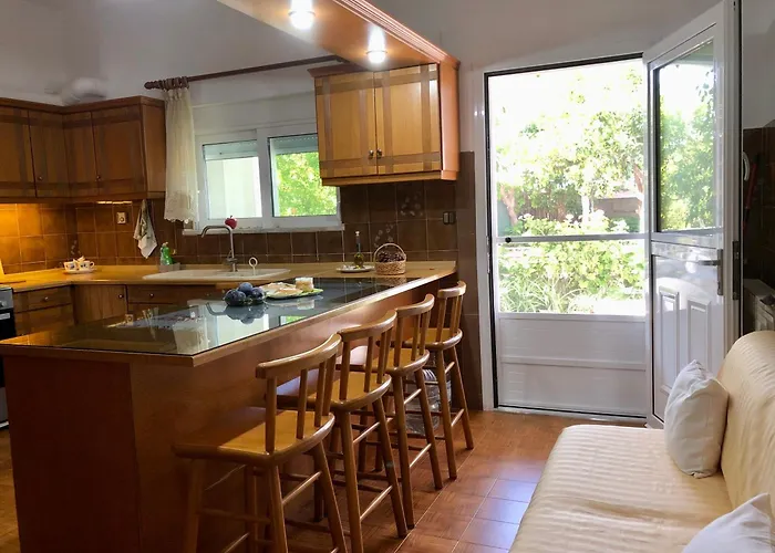 Lemon Tree's House Holiday home Kalavarda